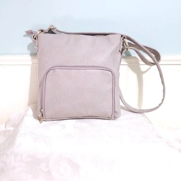 NEW BLUSH Gold Medium FAUX Leather Crossbody Shoulder Bag Purse Top Zip Pockets - Picture 2 of 13